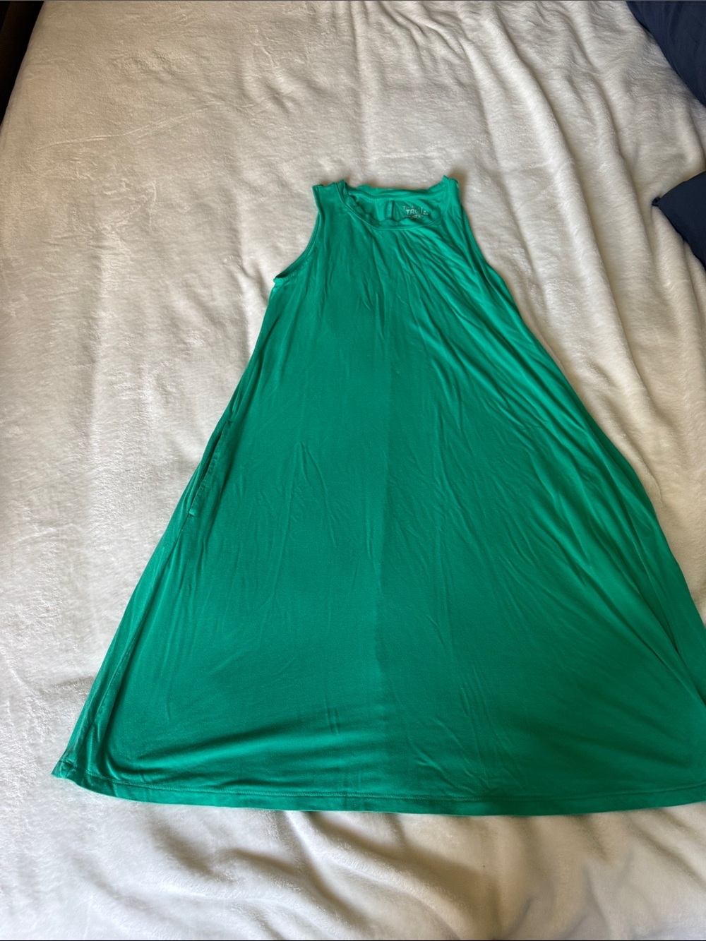Time and Tru Sleeveless Emerald Green Maxi Dress